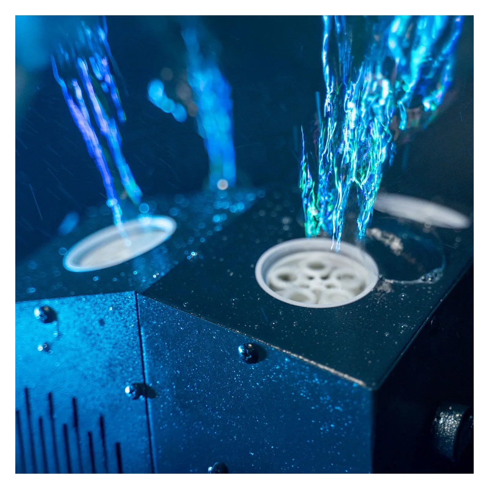 QTX Tetra Bubble High Output 4-Wheel Bubble Machine