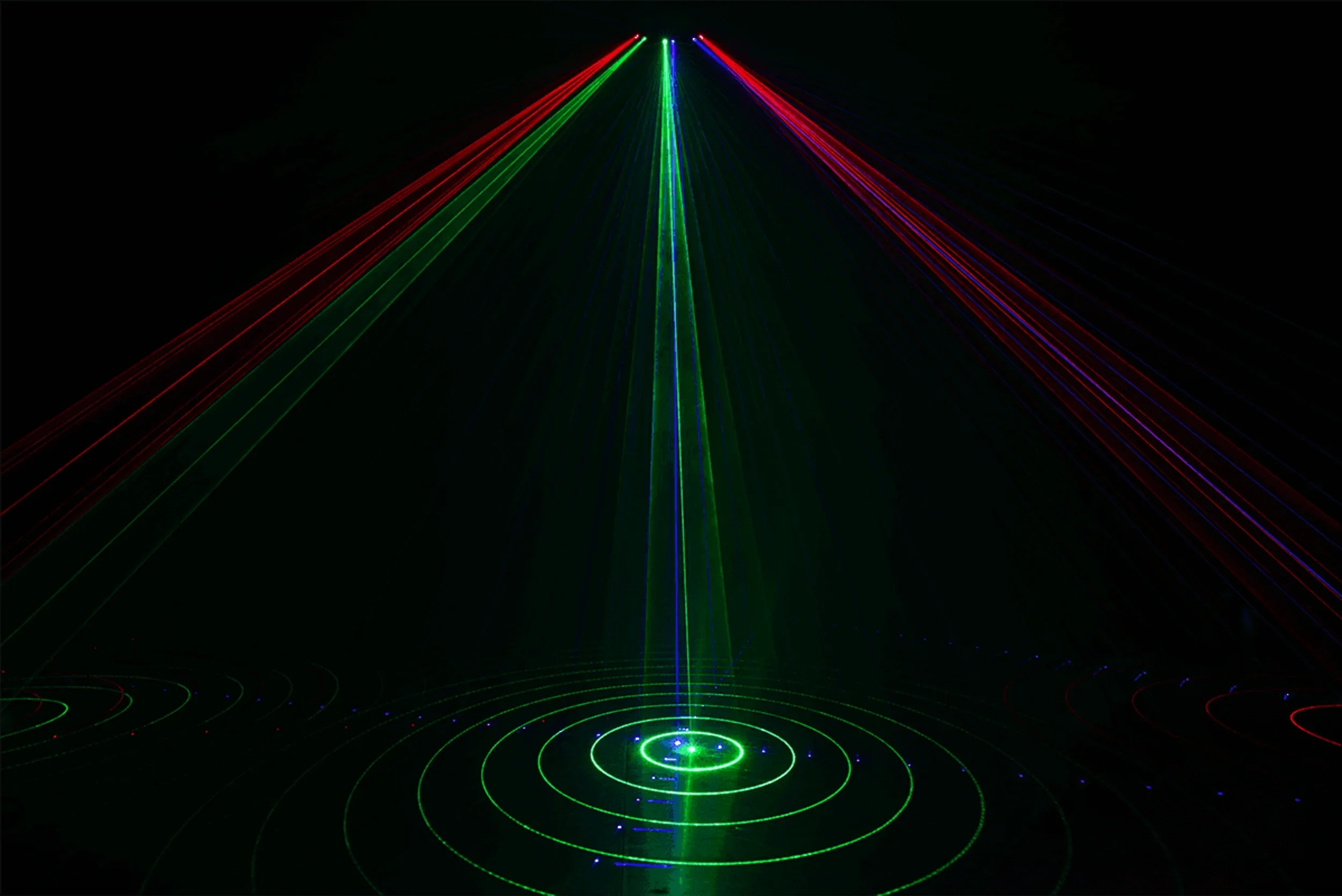 RGB laser beams in club lighting setup