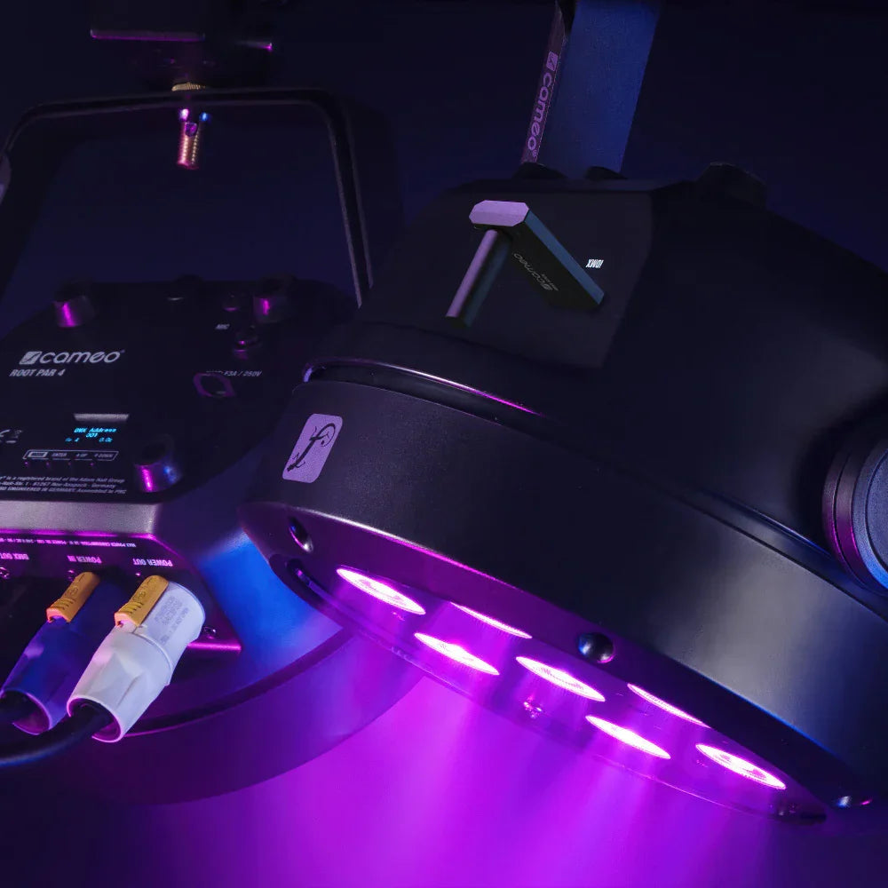 Cameo ROOT� PAR 4 7 x 4 W RGBW PAR Spotlight