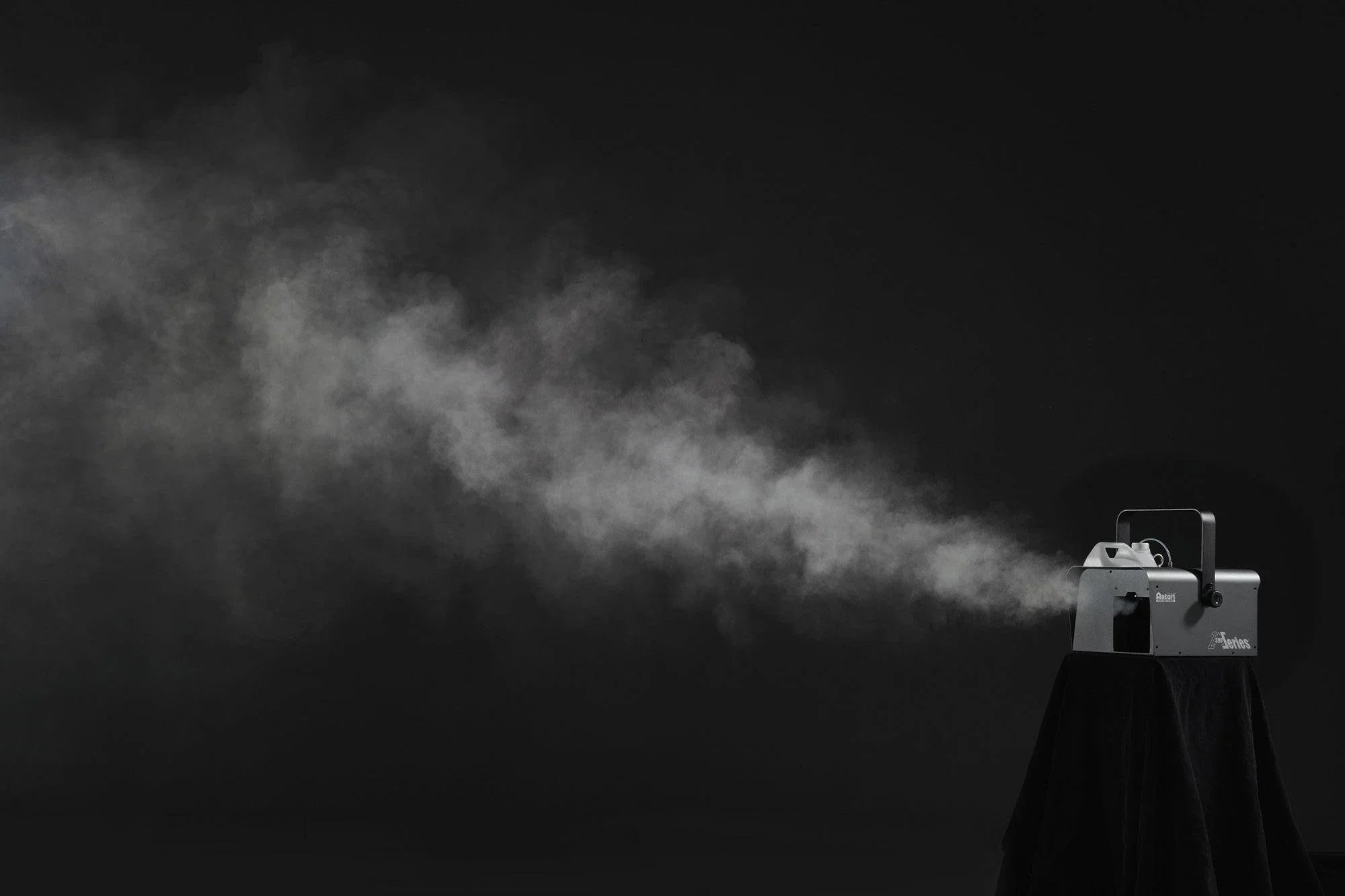 Antari Z-390R Fazer 1500 W Fazer with Wireless DMX - DY Pro Audio