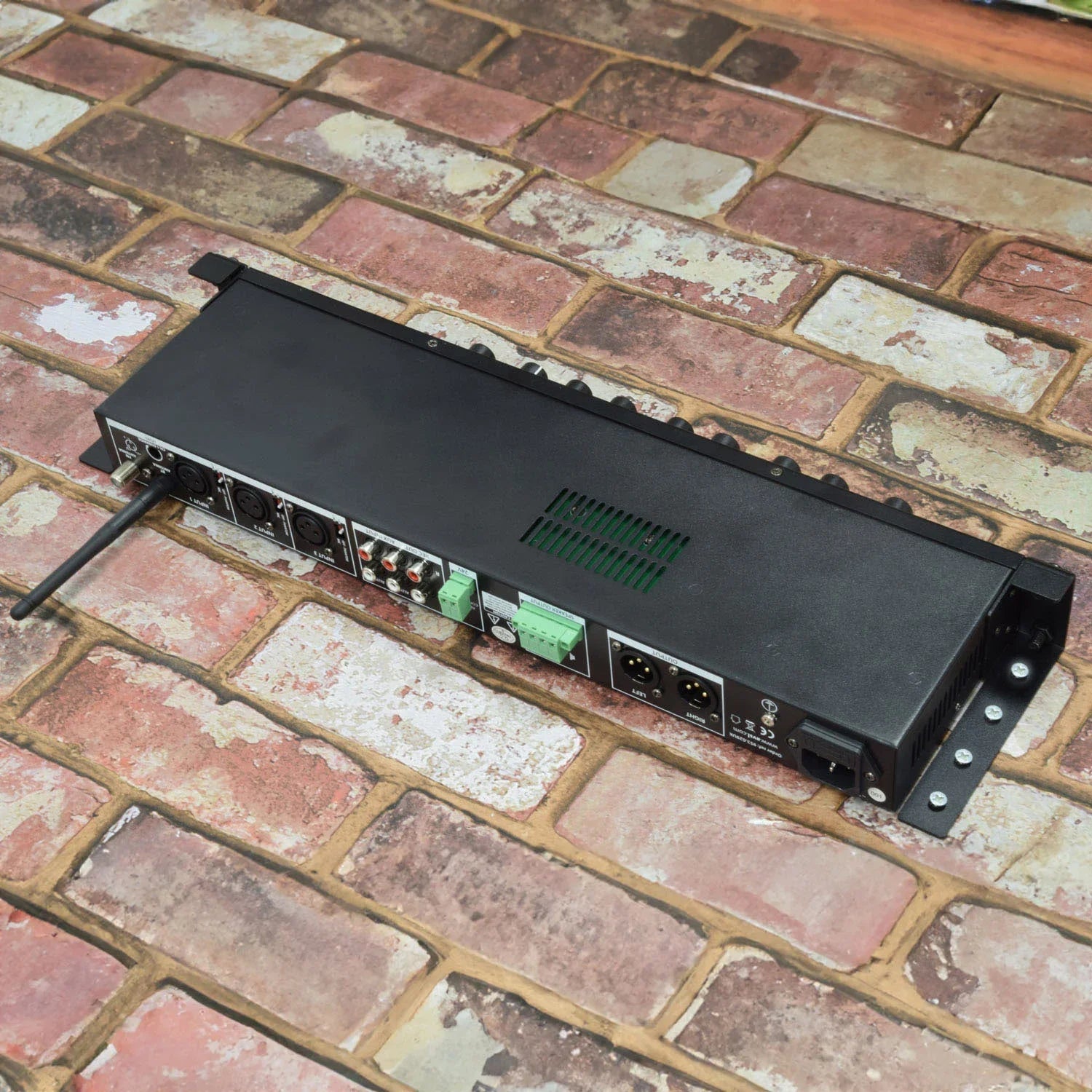 Adastra 1u Counter Wall 19" Rack Ears Brackets