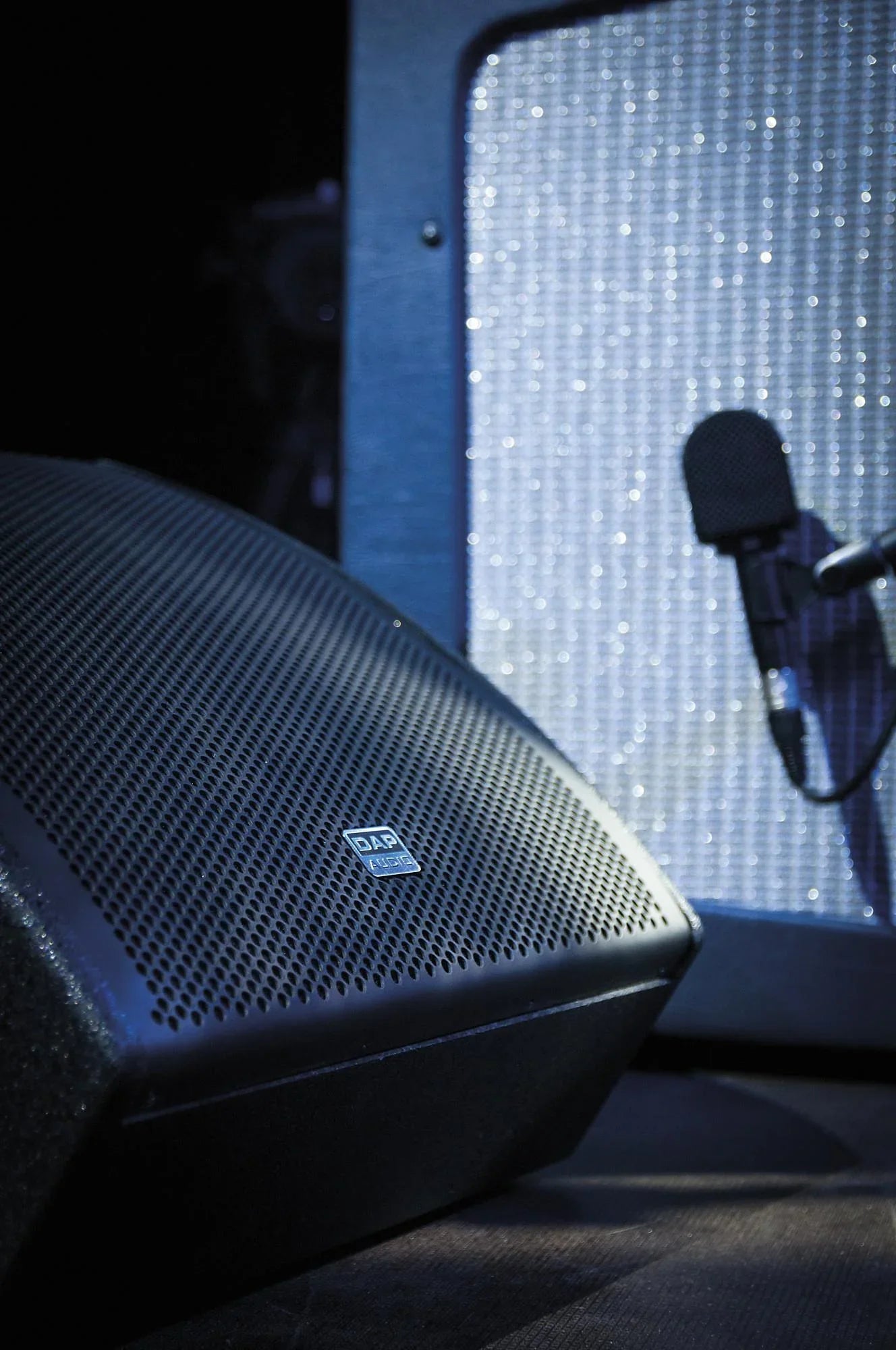 DAP M12 Active 12" floor monitor - DY Pro Audio