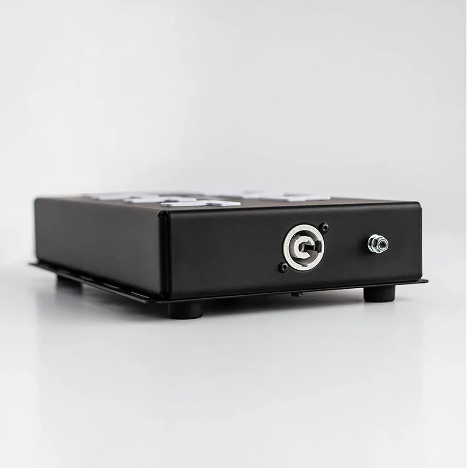 Penn Elcom 20A AC Pro Stage and Truss Mount Plug Board - DY Pro Audio