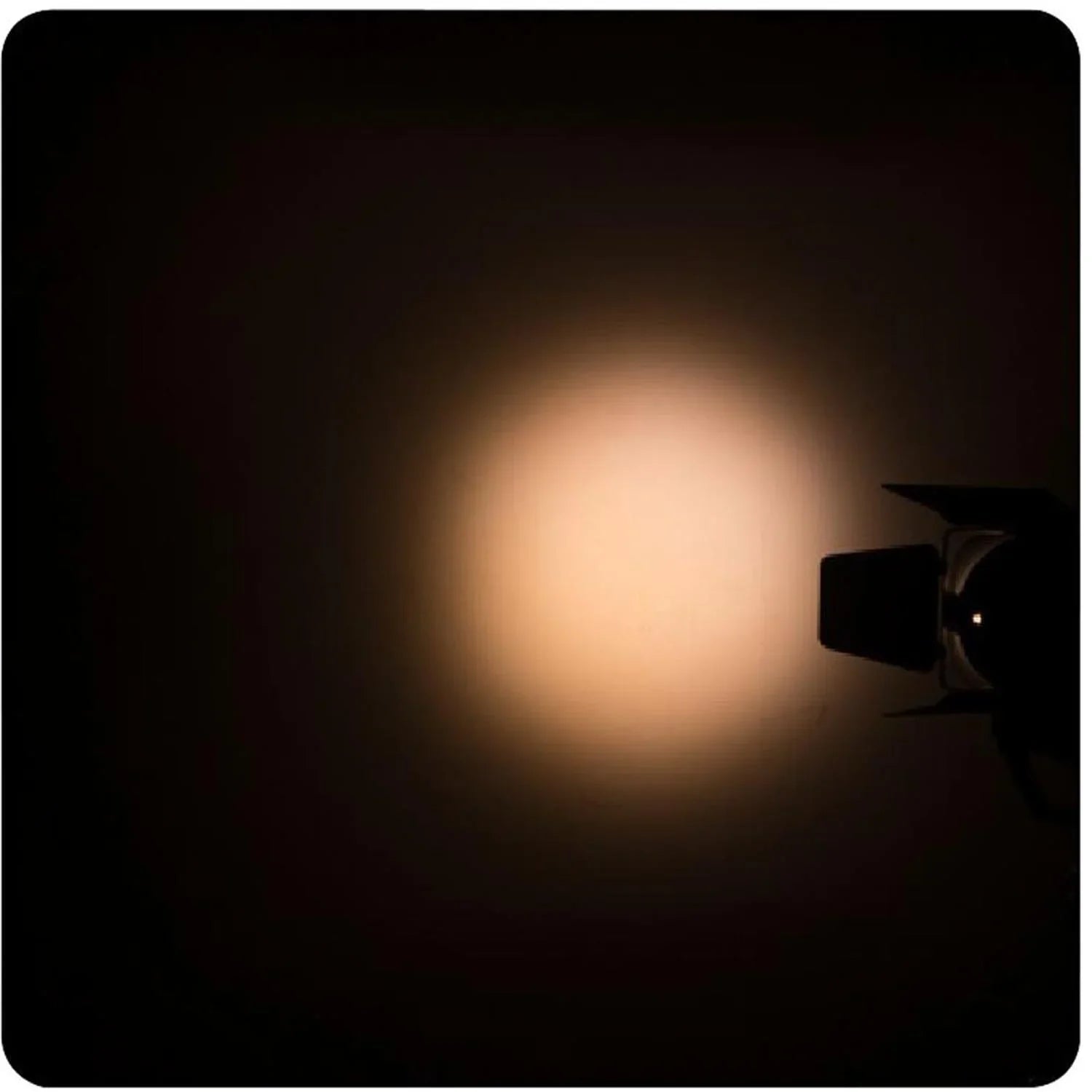 Pulse MFZ100TW 2 x 50w Mini Fresnel Zoom LED Stage Light - DY Pro Audio
