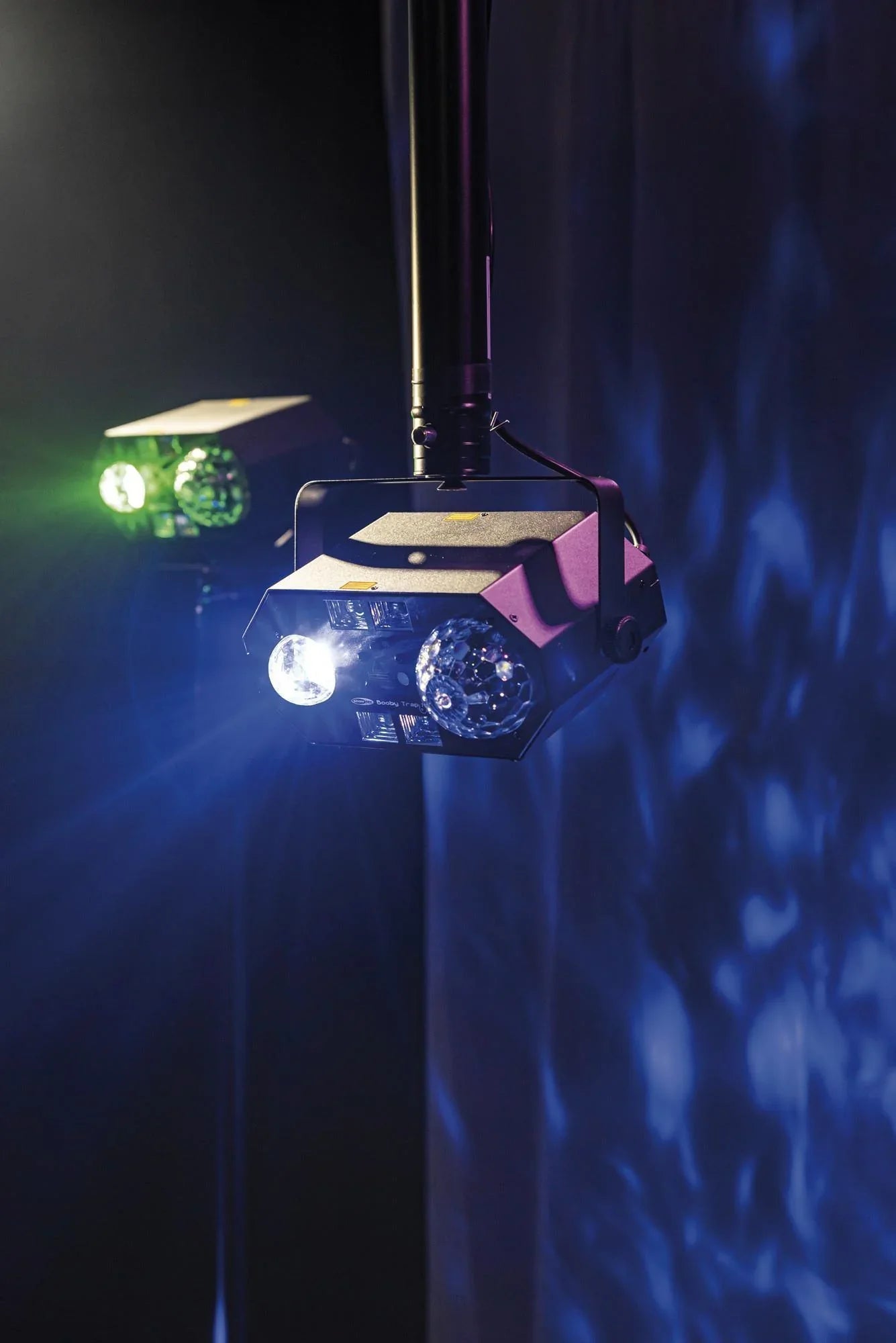 Showtec Booby Trap RG 5-IN-1 Effect Light - DY Pro Audio