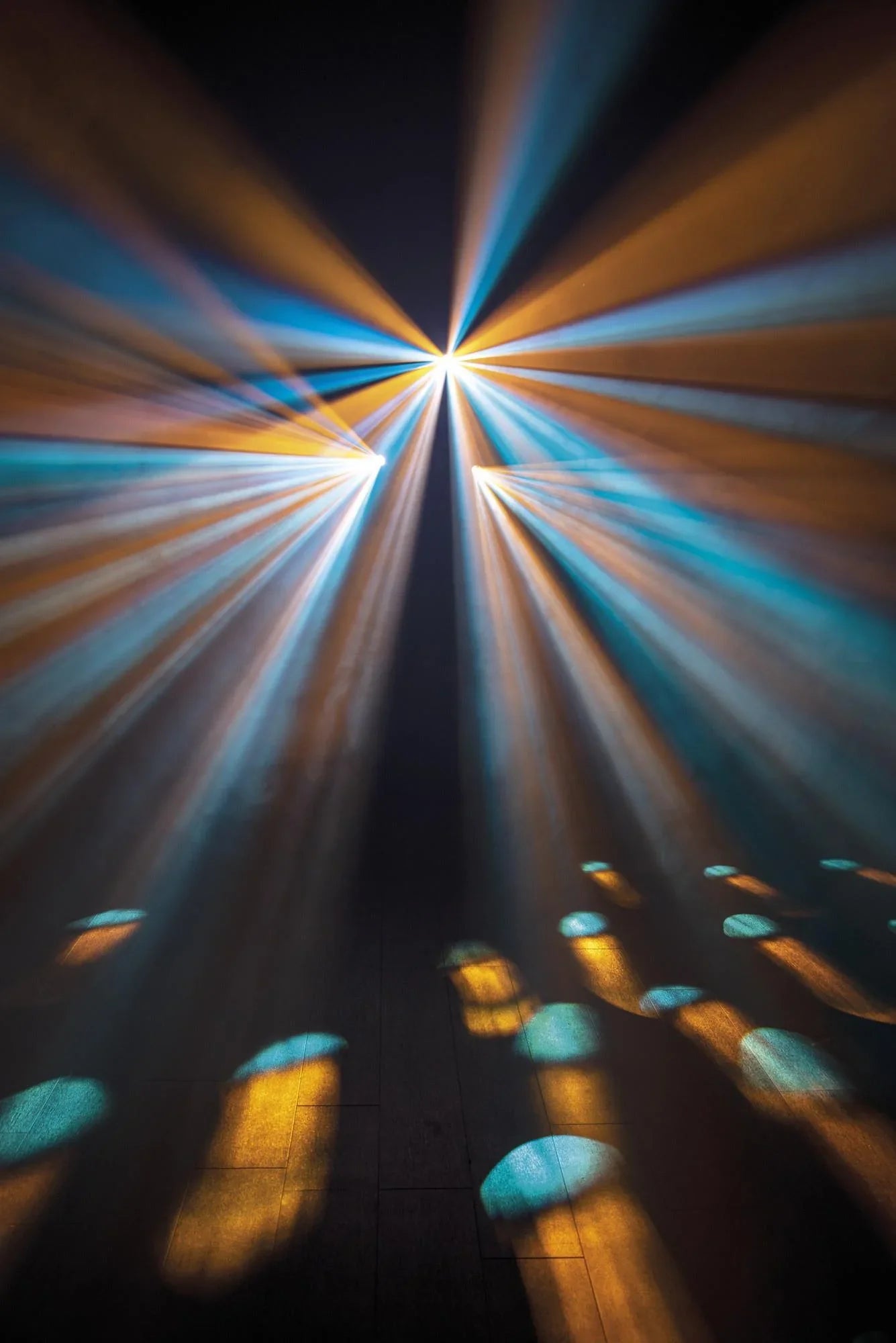 Showtec Dataflower LED Effect Light - DY Pro Audio