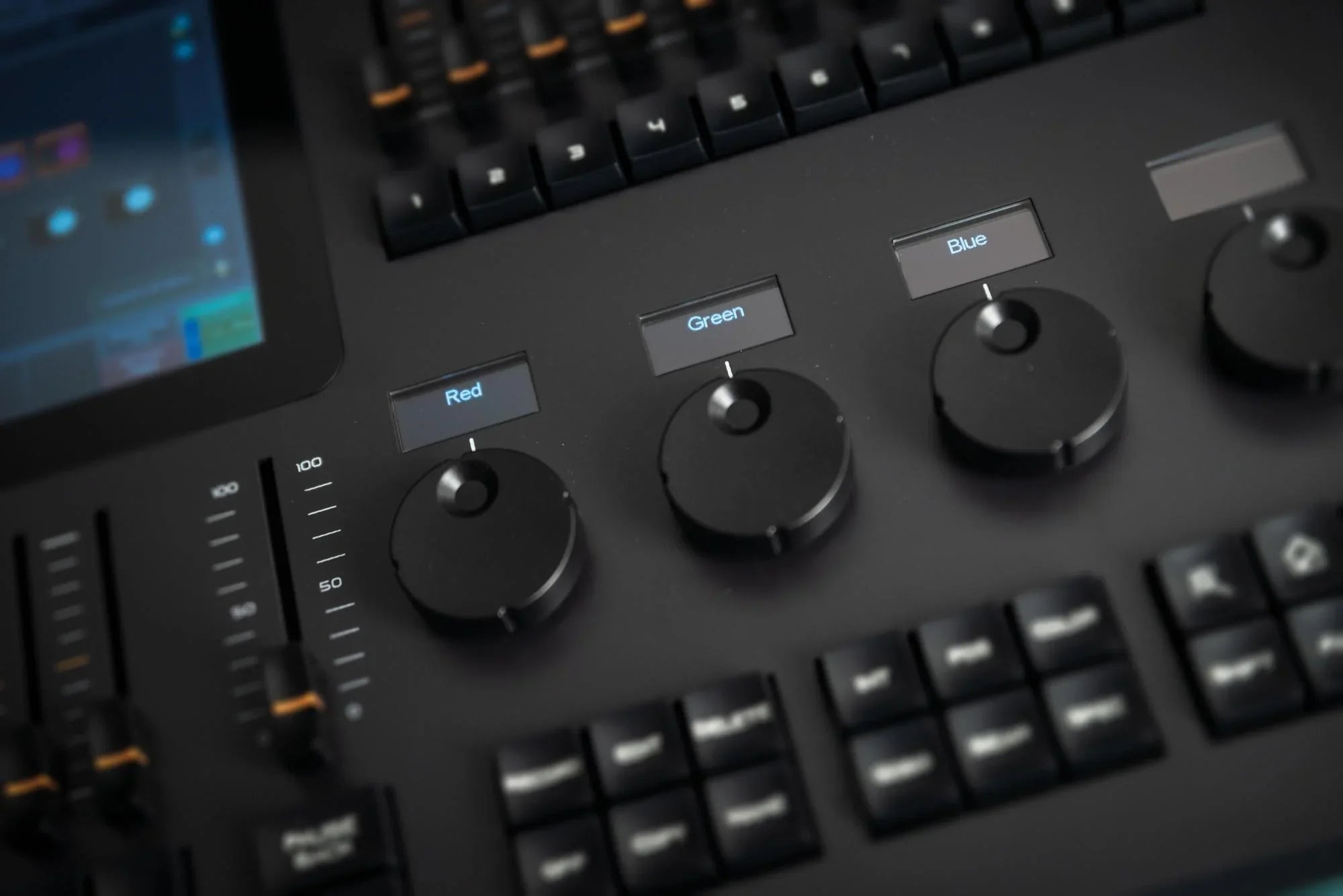 Showtec LAMPY 20 1U 1-Universe 20-fader DMX console - DY Pro Audio