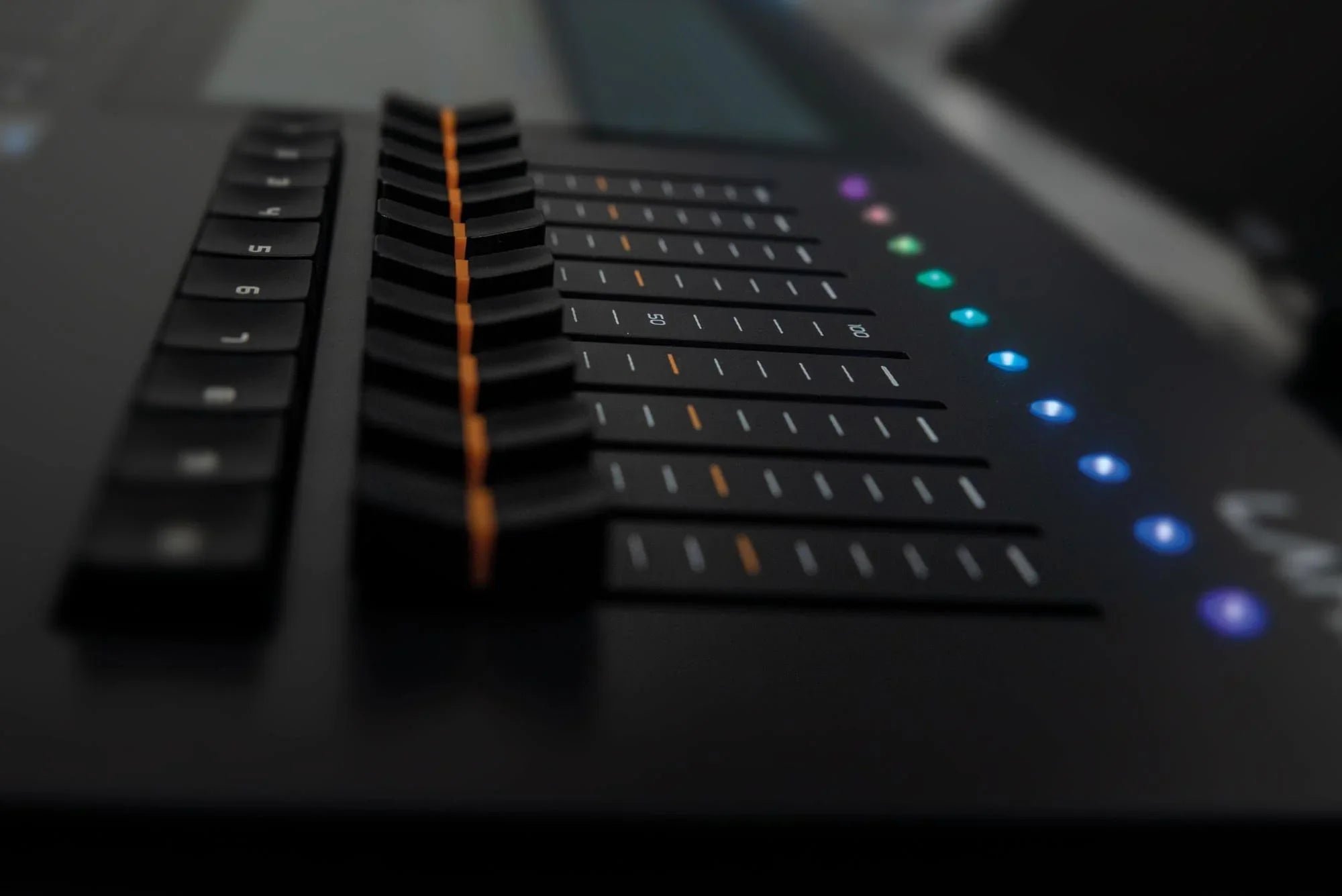 Showtec LAMPY 20 1U 1-Universe 20-fader DMX console - DY Pro Audio