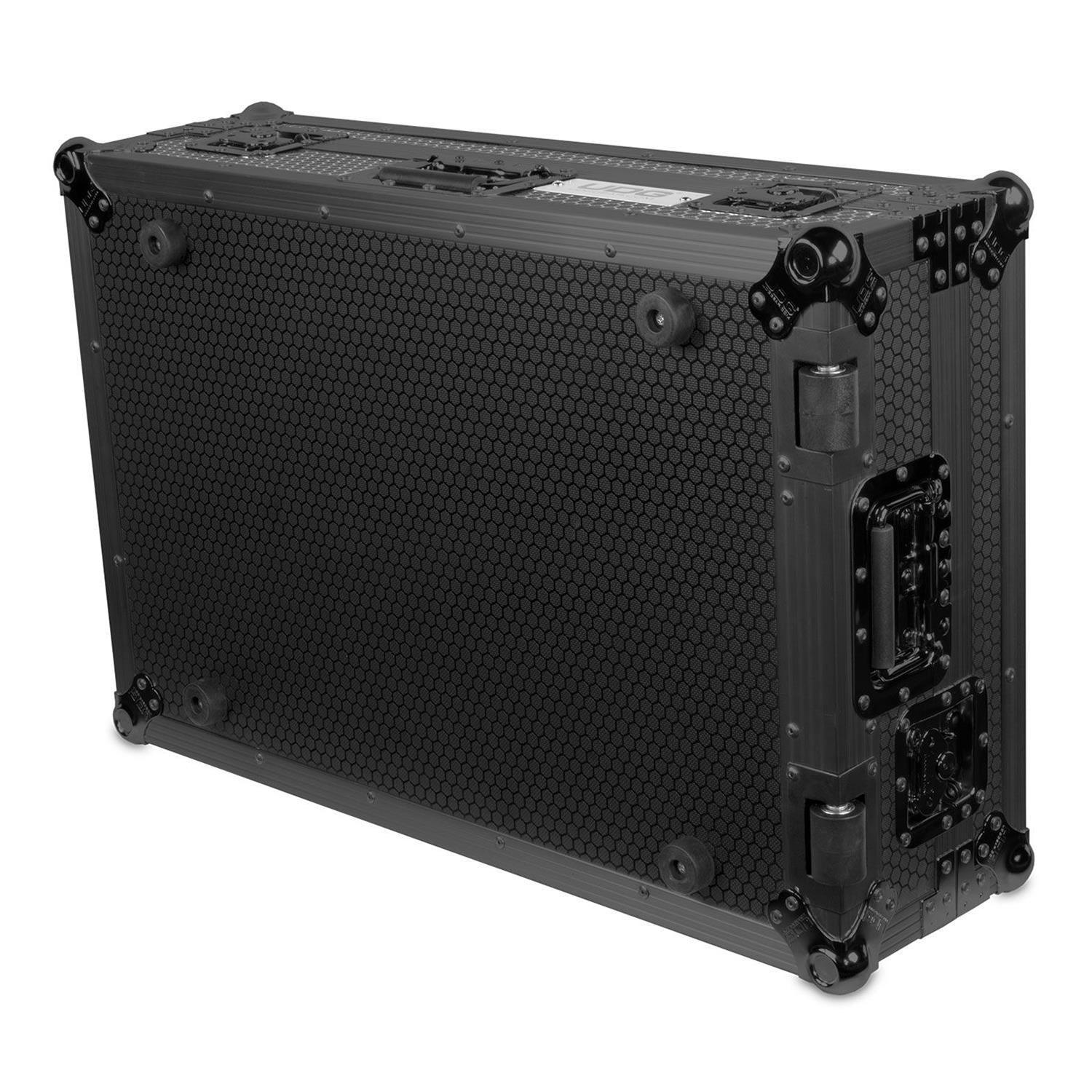 UDG Ultimate Flight Case Denon DJ SC LIVE 2 Black Plus (Wheels) - DY Pro Audio