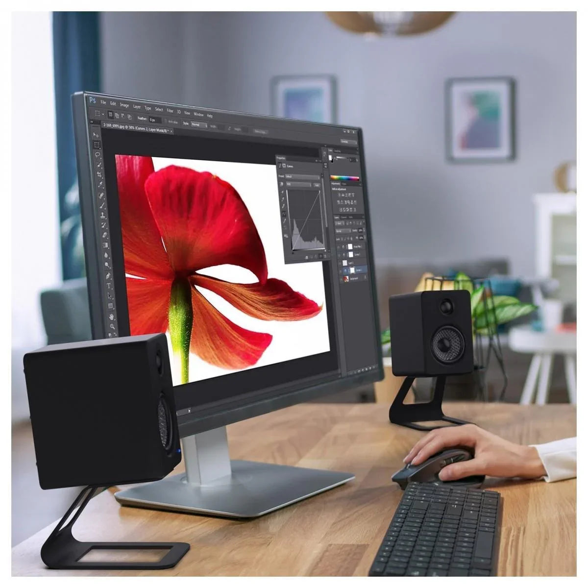 Kanto SE2 Elevated Desktop Speaker Stands (Small) Black - DY Pro Audio