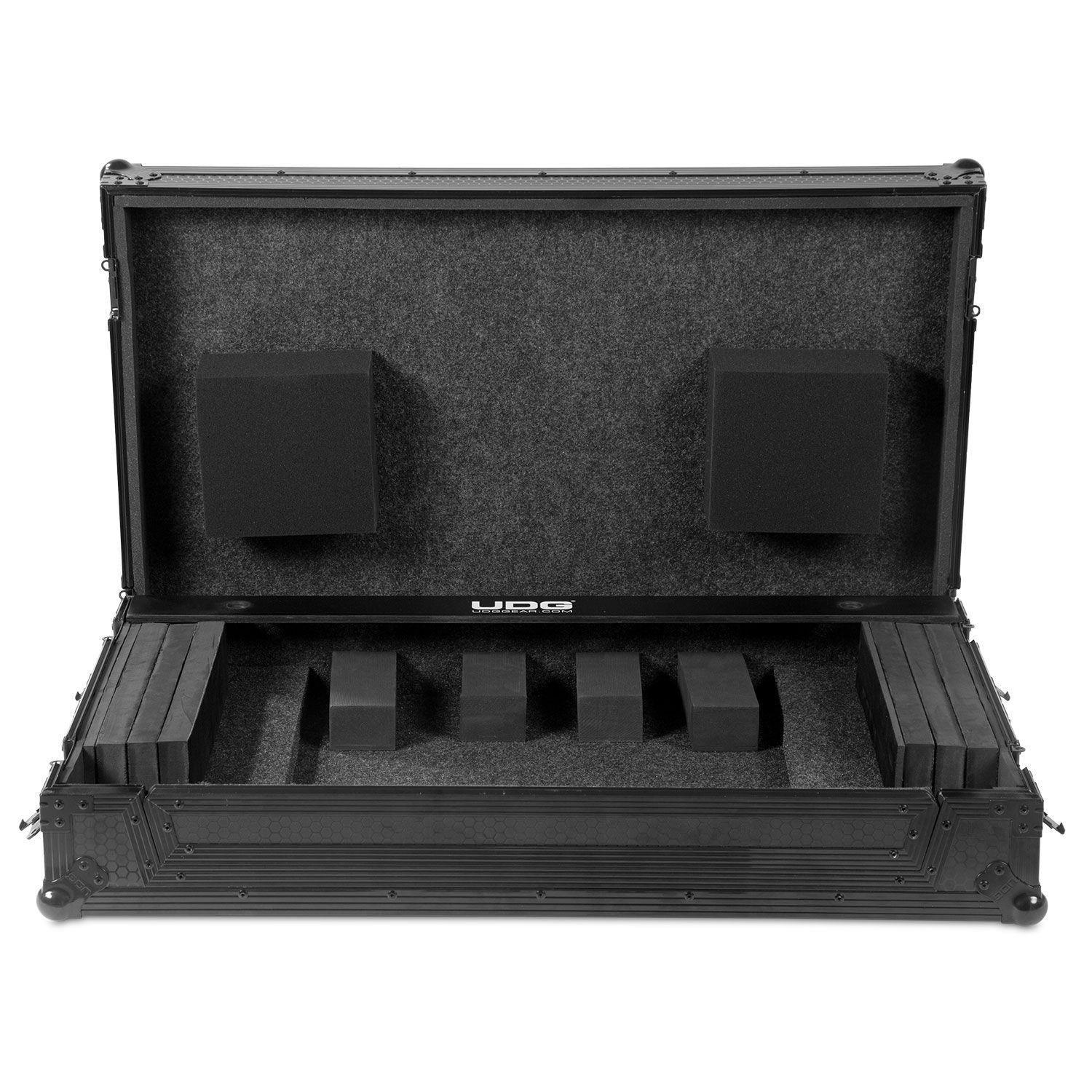 UDG Ultimate Flight Case Multi Format 3XL Black Plus (Wheels) - DY Pro Audio