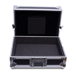 Protekt Plus flight case protecting Technics 1210 turntable during transport