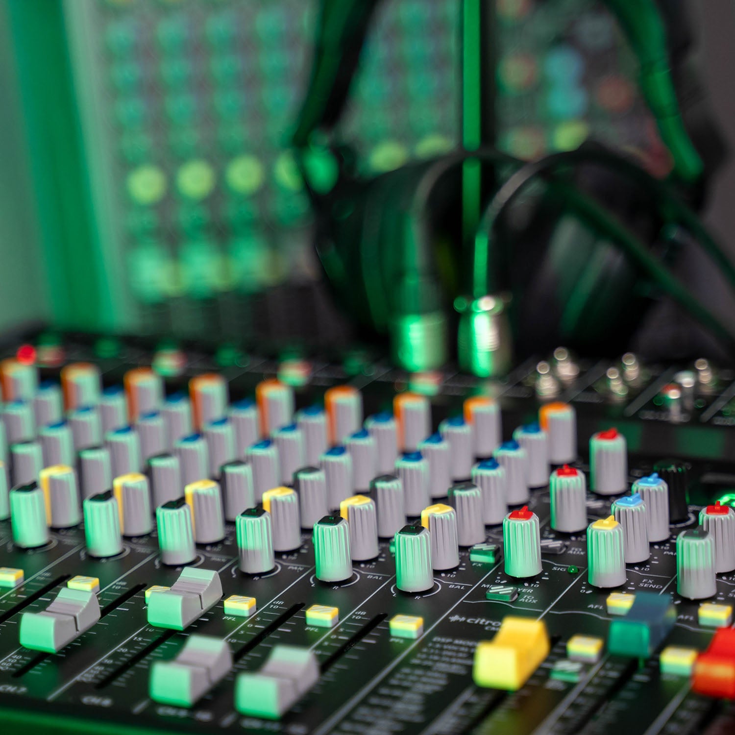 Citronic CMC-18 18 Channel Mixing Desk with USB Interface, and Bluetooth