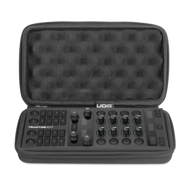 UDG Creator NI Traktor Z1 MK2/ X1 MK3/ Reloop Mixtour Pro Hardcase Carry Bag