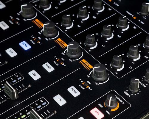 Allen & Heath Xone:43 4-Channel Analogue DJ Mixer - DY Pro Audio